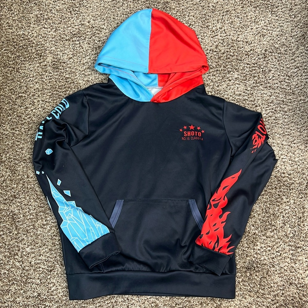 Mens XS sweatshirt 1/2 hot, 1/2 cold